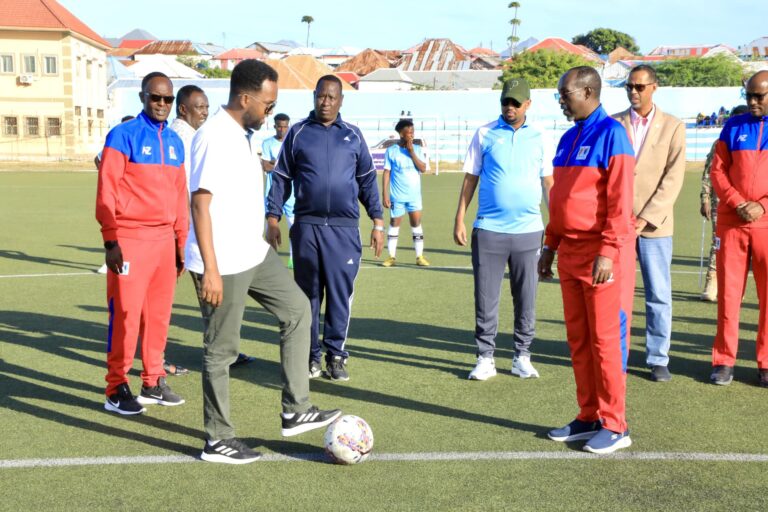 Tartanka Ciyaaraha Kubadda Cagta ee degmooyinka Gobolka Banaadir iyo Balcad oo ka furmay magaalada Muqdisho