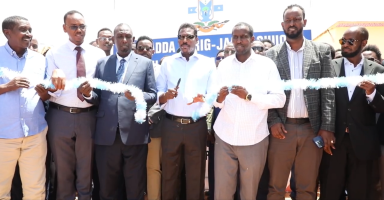 Madaxweynaha Galmudug oo xariga ka jaray Suuq casri ah oo laga Hirgeliyay Magaalada Gaalkacyo