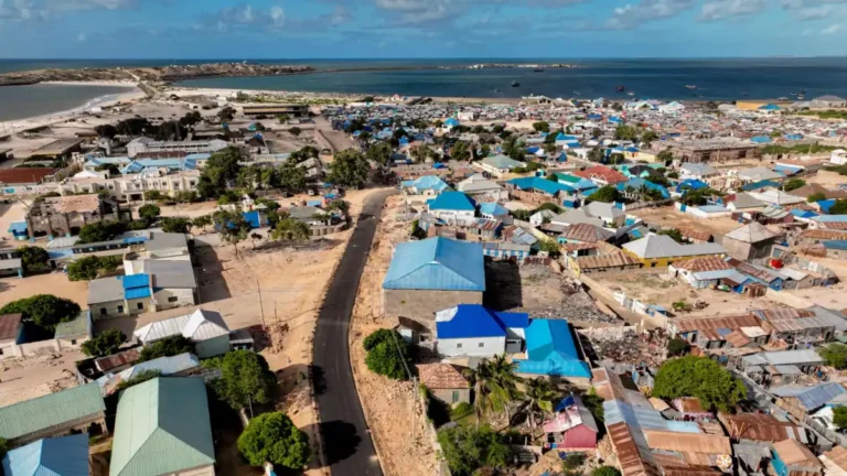 Dhalinyarada Kismaayo oo door   ka qaata Horumarinta Nabadda