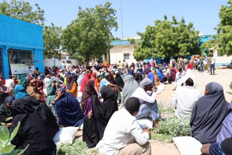 Dan-yarta kunool degmada Baardheere oo deeq raashin ah la gaarsiiyey
