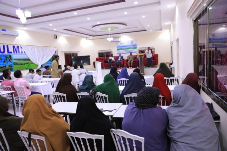 Wasaaradda Maaliyadda Jubbaland oo daah-furay Wajiga labaad ee Kulanka Dar-dar galinta Dakhliga Gudaha