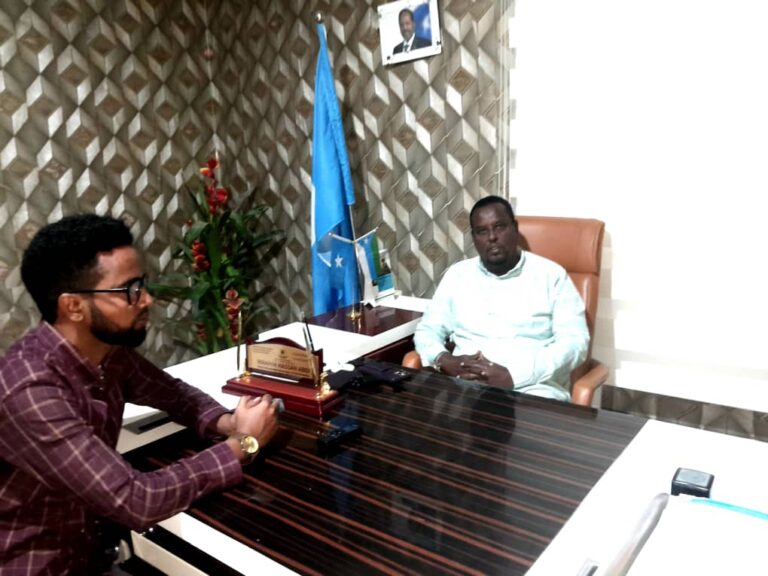 Wasaaradda Ganacsiga Jubbaland oo Xakameyn doonto isbadalka ku yimid sicirka Suuqyada Kismaayo.