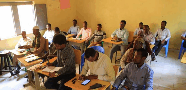Macadka Macalimiinta Jubbaland oo lagu soo kordhiyay qayb lagu tababaro Macalimiinta wax bara caruurta baahiya gaar ah qaba