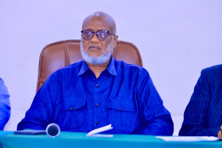Wasaaradda Waxbarashada Jubbaland oo baaq u dirtay Waalidiinta Carruuta Guryaha ku haya