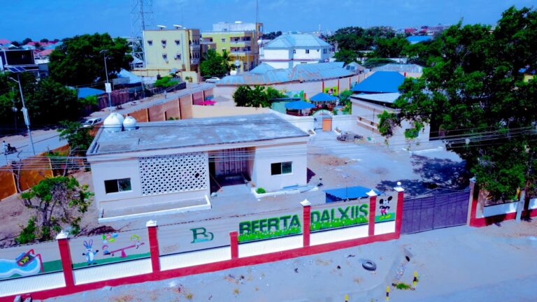 Magaalada Kismaayo oo laga daah-furay Beer dalxiis oo baahi weyn ay u qabeen bulshada