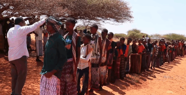 Dhalinyaro ku nool Baladweyne oo u istaagtay Waxbaridda carruur danyar ah