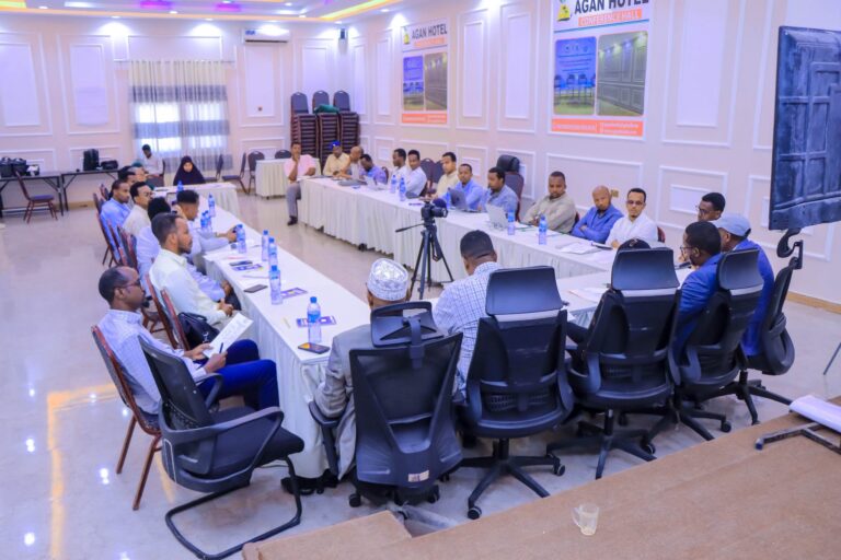 Wasaaradda Qorsheynta Jubbaland oo Kismaayo ku qabatay kulan wadatashi ah