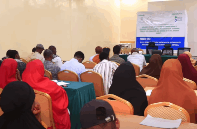 Wasaaradda Ganacsiga Jubbaland oo tababar u qabatay qaar kamida Ganacsatada yaryar